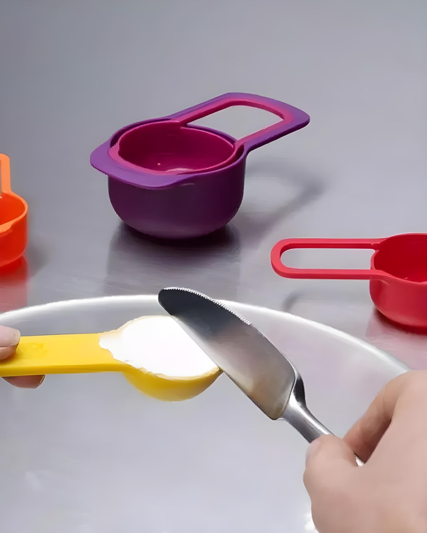 Multi Color Measuring Cup And Spoon Set – 6pcs (Random Color)